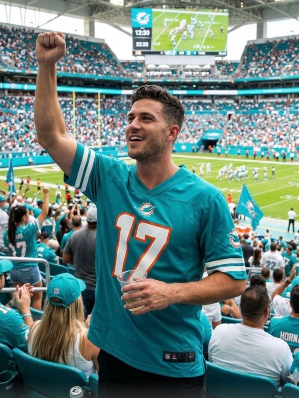 Miami Dolphins Jaylen Waddle #17 Teal NFL Jersey Size L Gameday